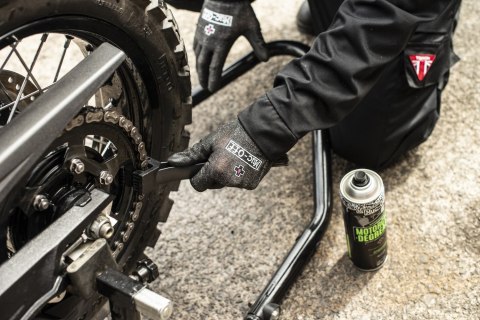 648 Biodegradowalny spray do usuwania smaru