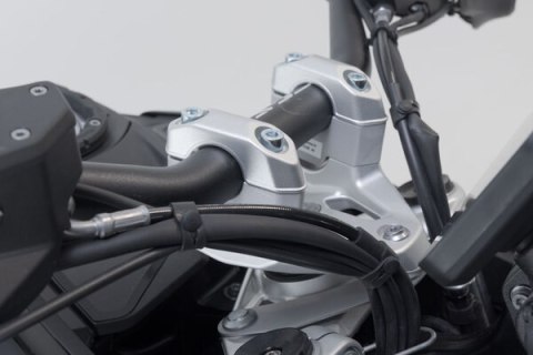ZESTAW PODWYŻSZAJĄCY KIEROWNICĘ SW-MOTECH BMW R 1300 GS (23-) PODWYŻSZENIE 30MM SILVER