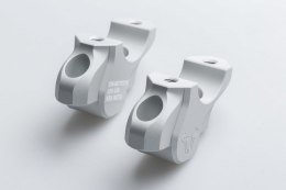 ZESTAW PODWYŻSZAJĄCY KIEROWNICĘ SW-MOTECH BMW MODELS PODWYŻSZENIE 32MM PRZESUNIĘCIE 20MM SILVER