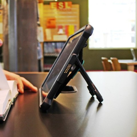 Pasek na rękę z zintegrowaną podpórką stojącą do futerałów IntelliSkin™