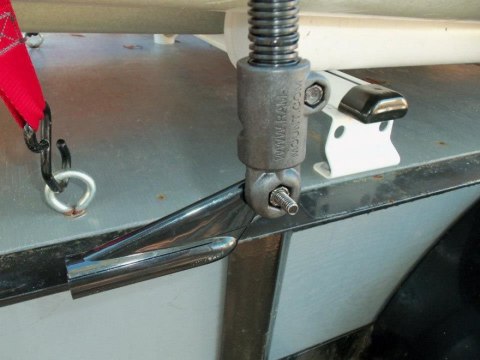 Ramię montażowe przetwornika z 18-calowym, sztywnym, aluminiowym prętem