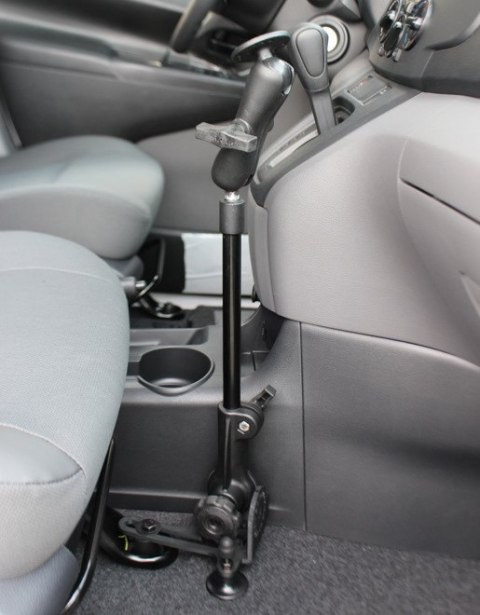 Ramię montowane do przedniego fotela pasażera z głowicą obrotową