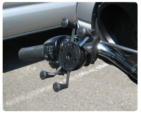 Uniwersalny uchwyt X-Grip™ z klamrą zaciskową RAM Tough-Claw™