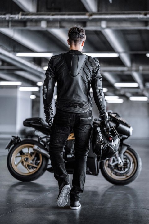 TT Replica Black Series