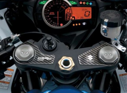 Naklejka na półkę Suzuki GSXR 1000 09/16