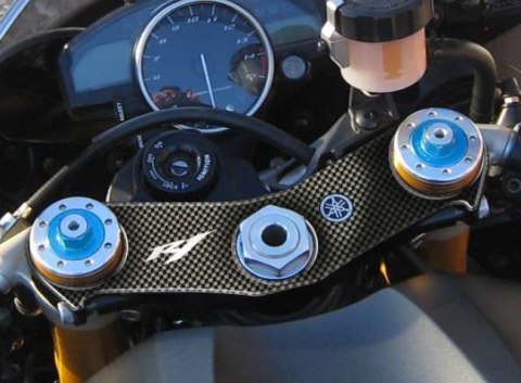 Naklejka na półkę Yamaha R1 04/06