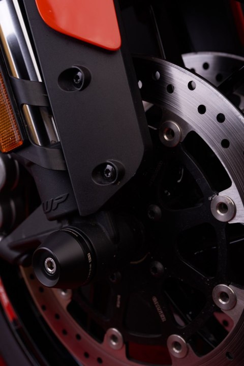 CRASHPAD PRZEDNIEJ OSI SUZUKI